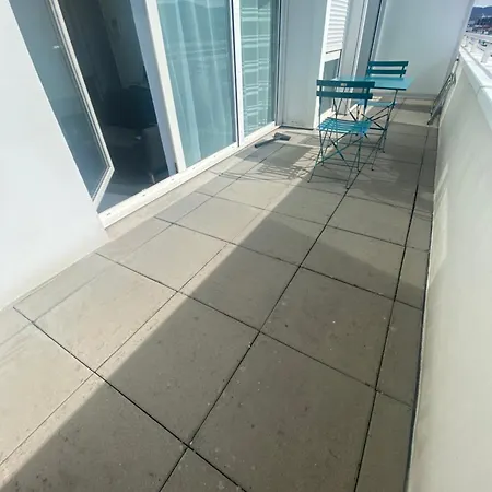 F1 Hyper Centre Avec Garage, Terrasse 8 M2, Lumineux, Wifi Apartment